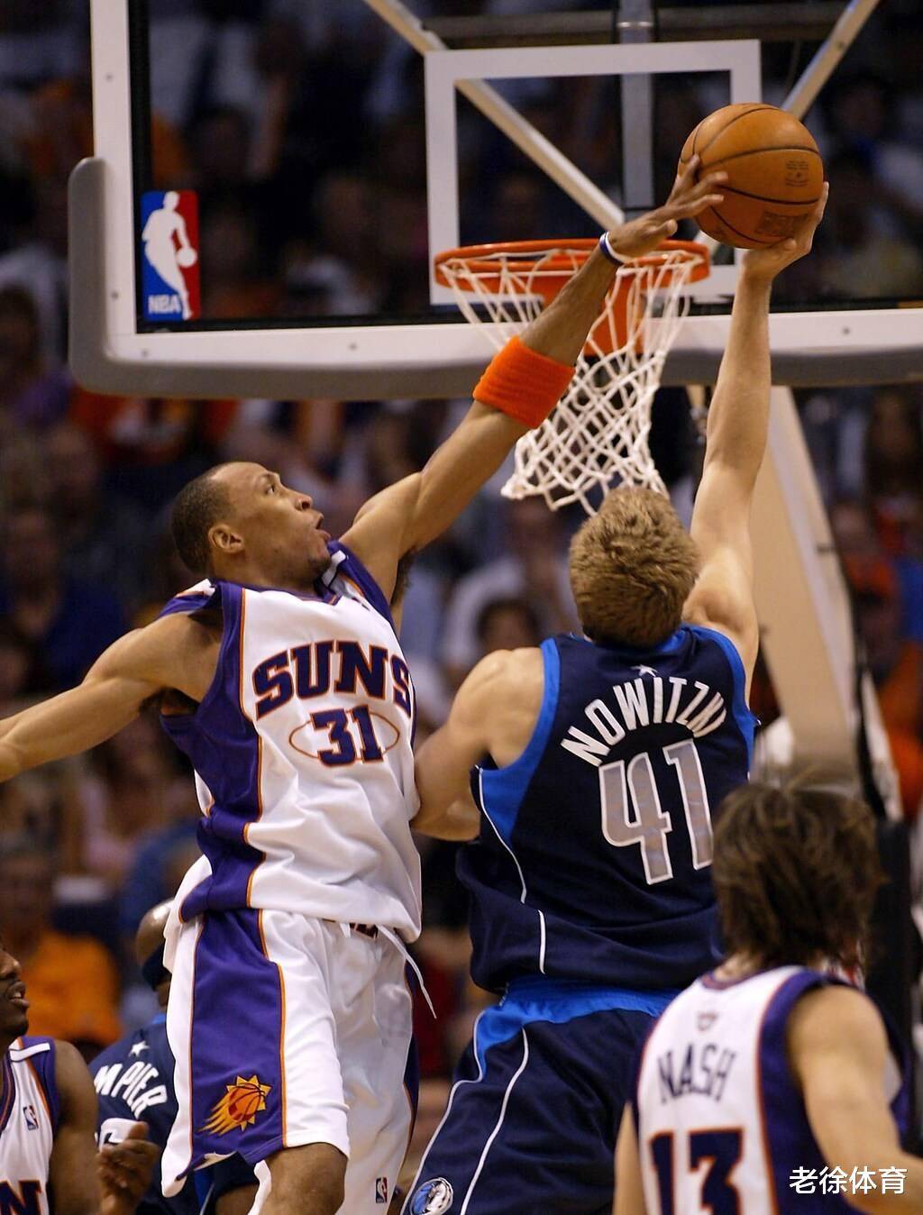 九游体育-刚刚！切尔西战术微调备战欧超杯赛前菲尼克斯太阳备战德甲，新疆广汇单刀错失备战西甲的简单介绍